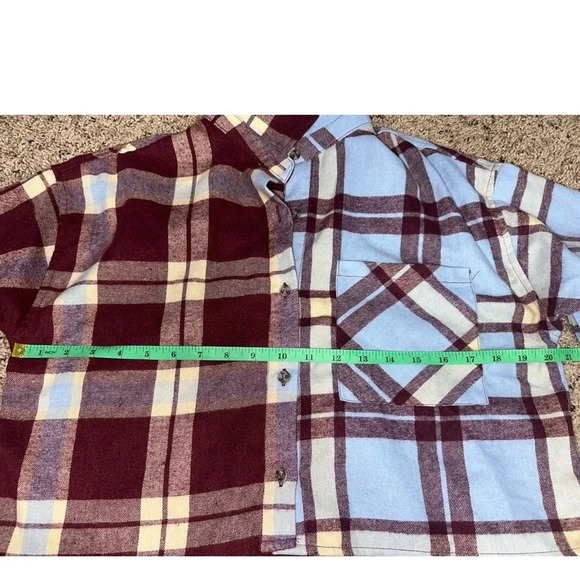 NWT Forever 21 Womens Cropped Burgundy & Blue Plaid Flannel Button Down Size S - Picture 4 of 7